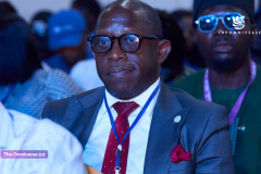 RockyEmmyStudio-28734Feb-25-2025